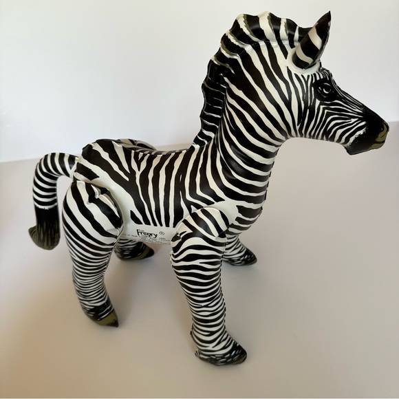 BARNUM’S ANIMALS. Vintage. Inflatable Zebra. Toy. - Picture 9 of 12